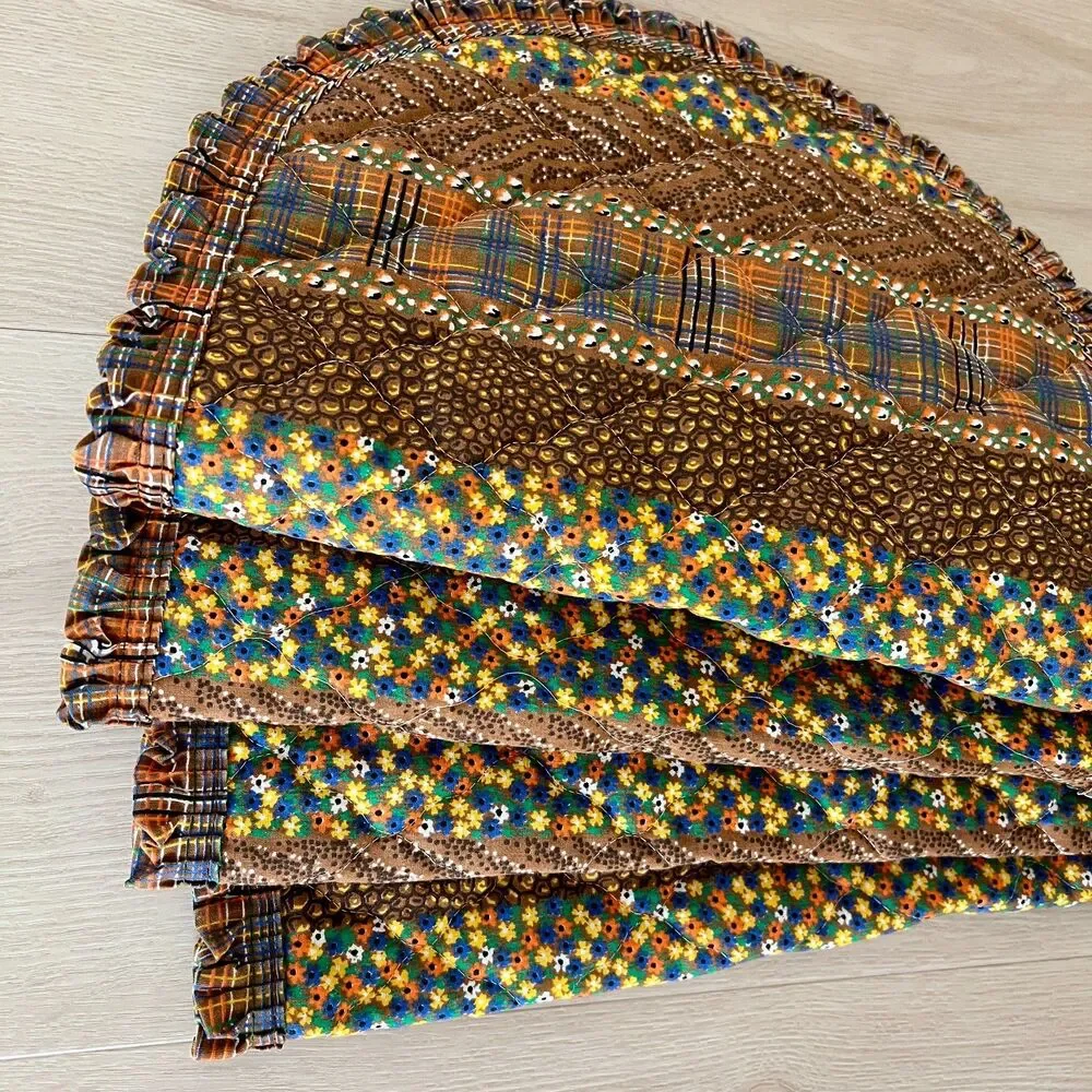 Vintage 70s Set of 4 Quilted Autumn Calico Patchwork Oval Placemats RuffleTrim